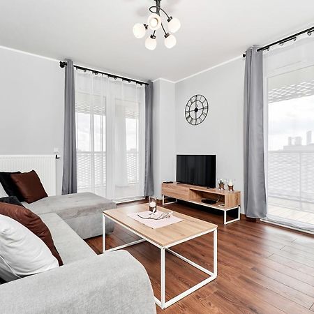 Apartment Wroclaw Sikorskiego With Free Garage By Renters Prestige エクステリア 写真