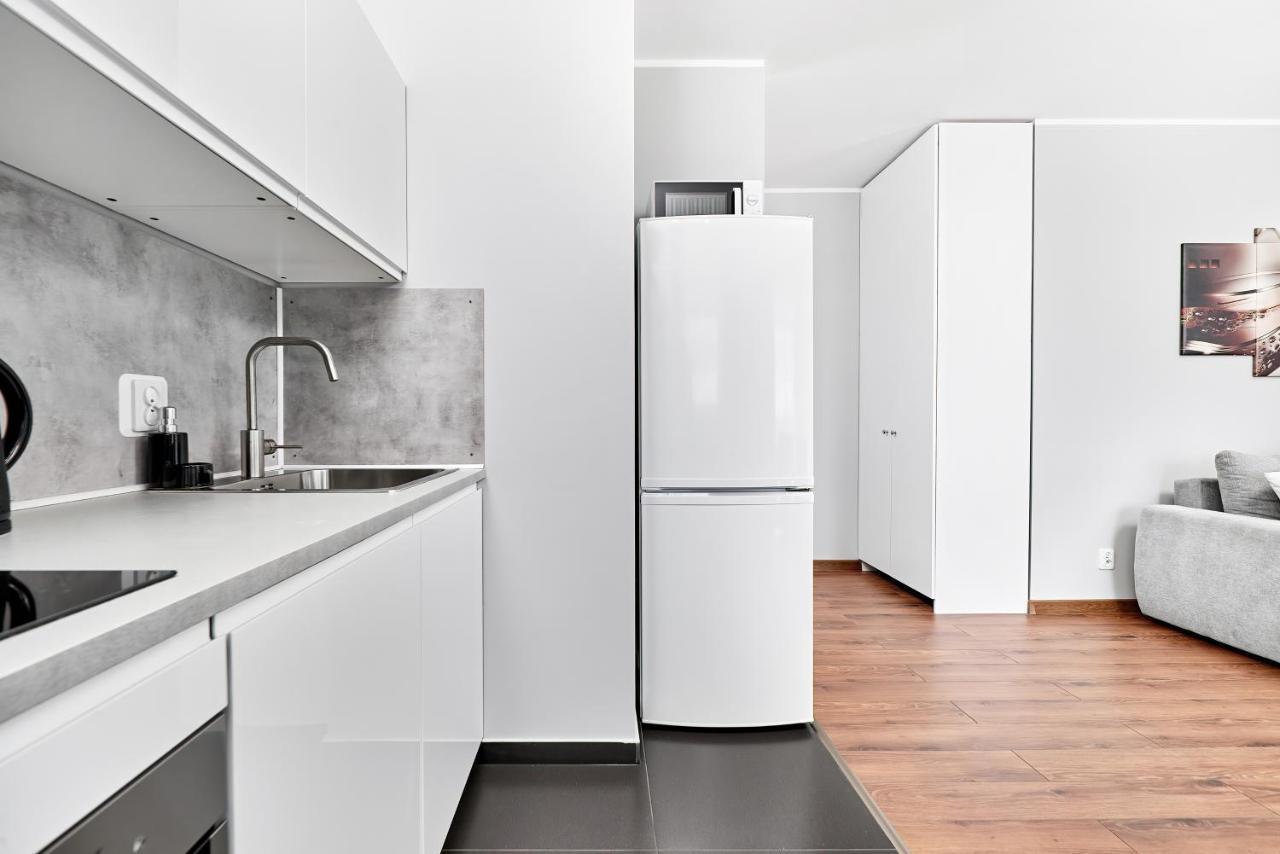 Apartment Wroclaw Sikorskiego With Free Garage By Renters Prestige エクステリア 写真